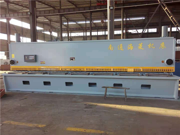 液压闸式剪板机8/7000