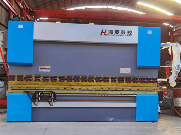 电液数控折弯机130/4100—4/1轴